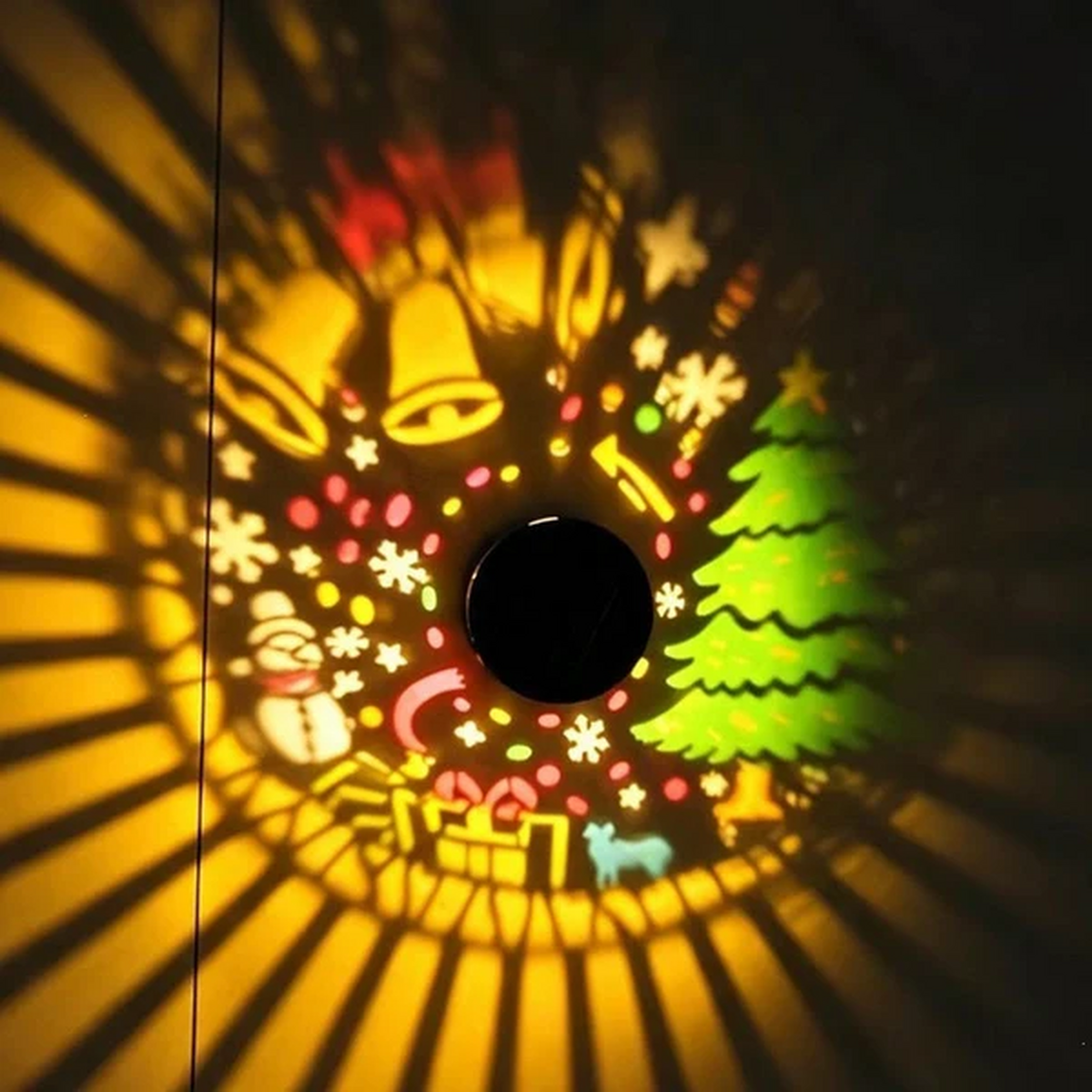 ☀️ Decorative Wall Light: Festive Light Patterns, IP65, Auto-On At Night
