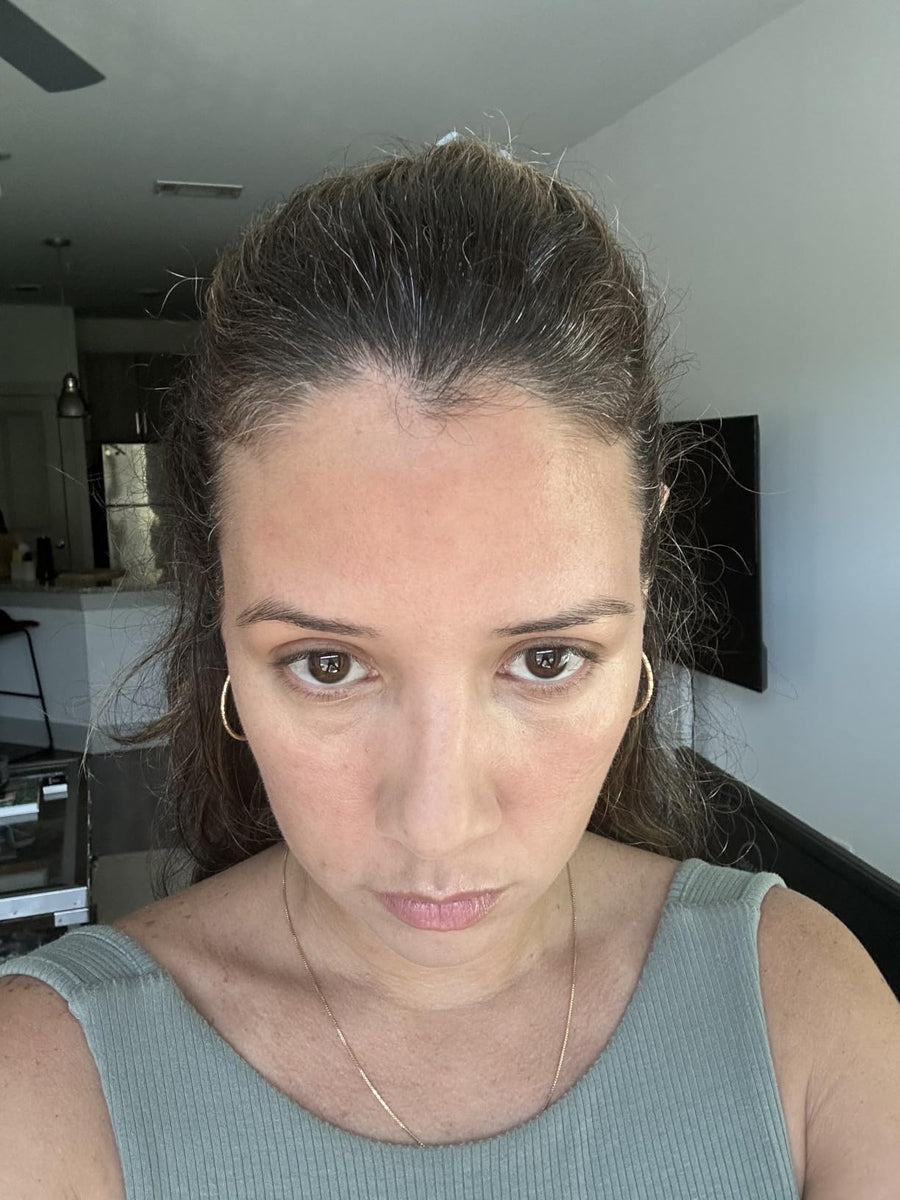 Illustrative model image for a sample eye tightener review